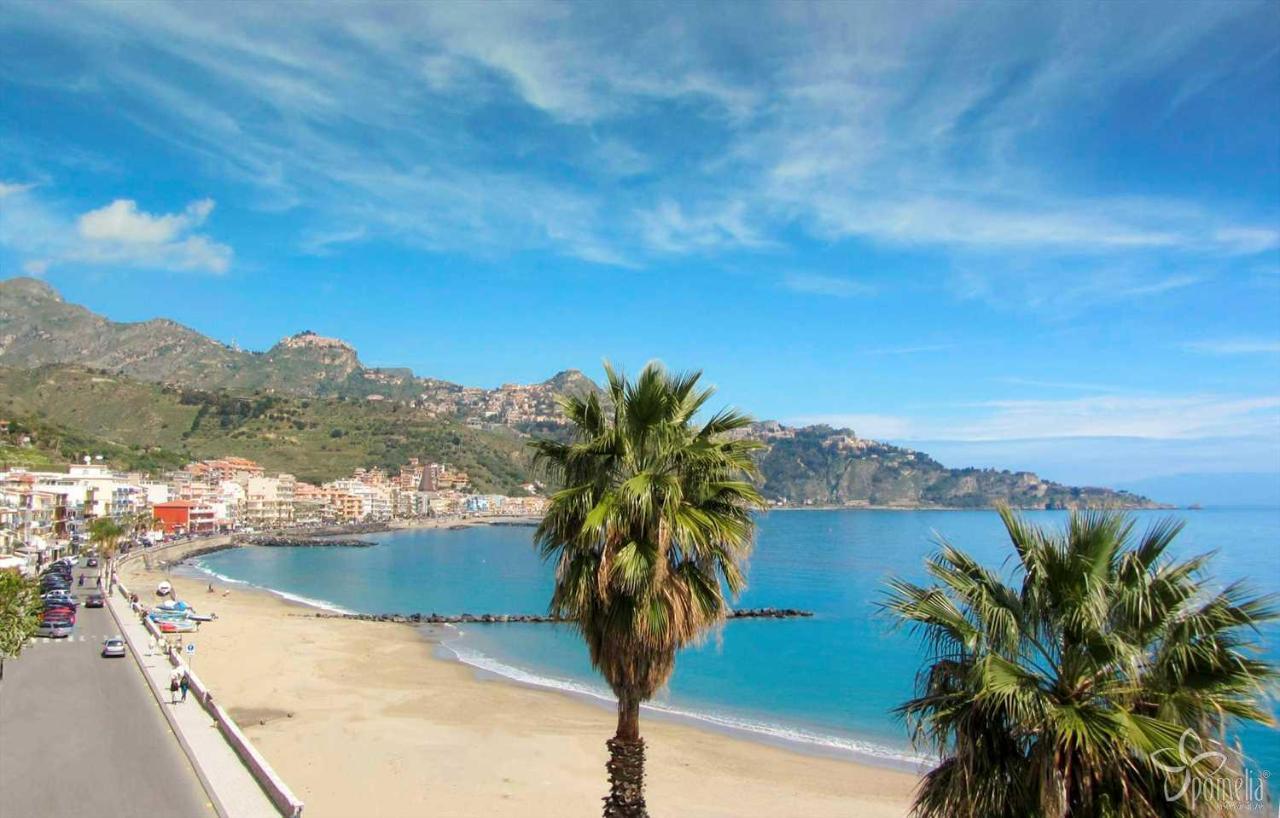 I Pupi - Sicilian Apartment Giardini Naxos Bagian luar foto