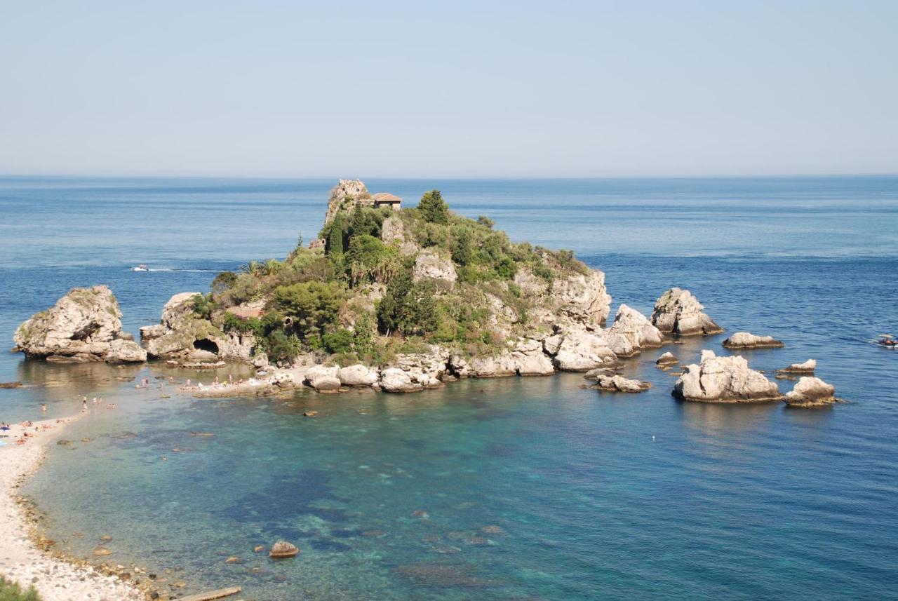 I Pupi - Sicilian Apartment Giardini Naxos Bagian luar foto