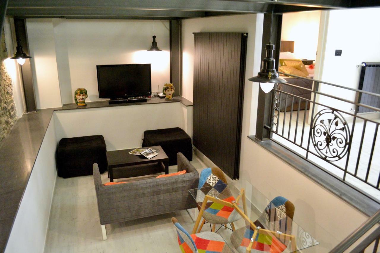 I Pupi - Sicilian Apartment Giardini Naxos Bagian luar foto